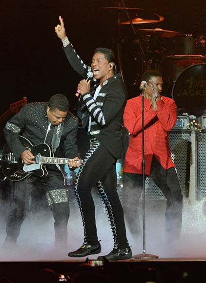 Tito, Jermaine and Jackie Jackson live on stage