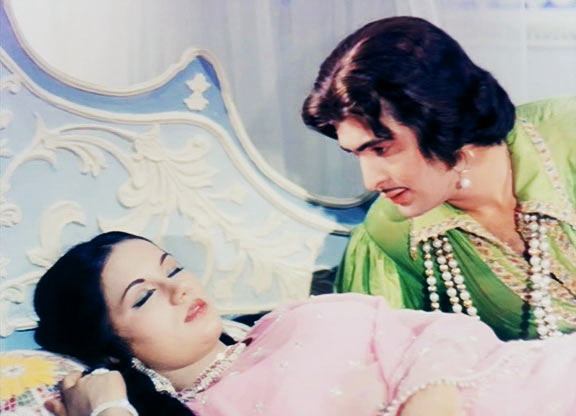 Rishi Kapoor with Ranjeeta Kaur in Laila Majnu