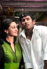 Aishwarya and Vishal in Pattathu Yaanai  