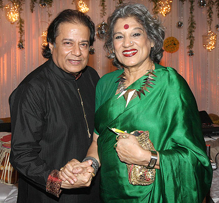 Anup Jalota and Dolly Thakore