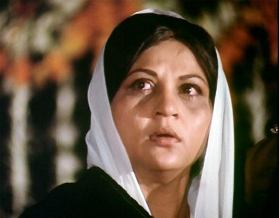 Nirupa Roy in Amar Akbar Anthony