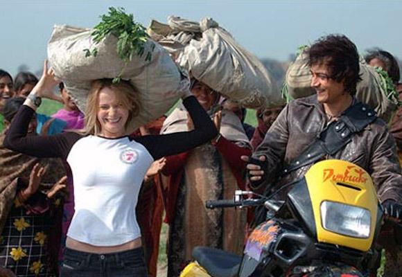 Alice Patten and Aamir Khan in Rang De Basanti