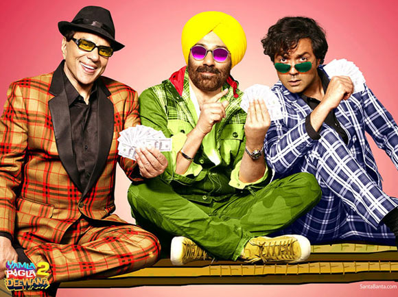 Dharmendra, Sunny and Bobby Deol in Yamla Pagla Deewana 2