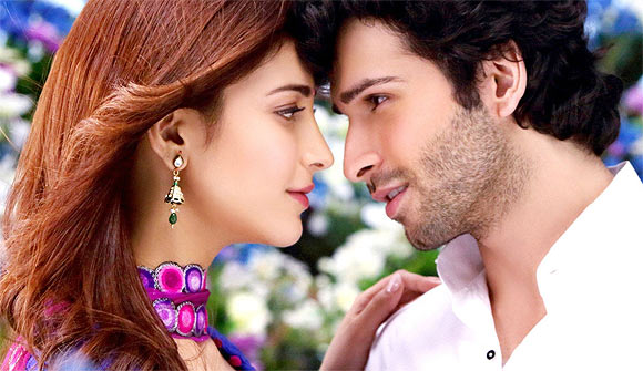 Shruti Haasan and Girish Kumar in Ramaiya Vastavaiya