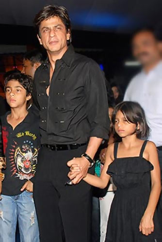 Aryan Khan, Shah Rukh Khan and Suhana Khan