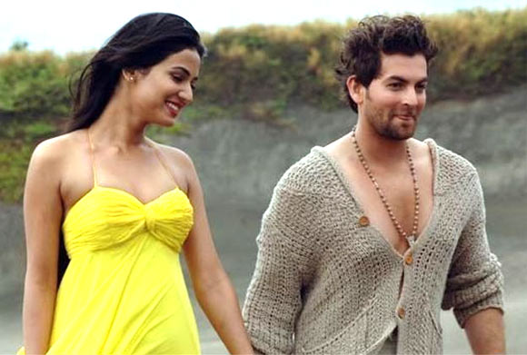 Sonal Chauhan and Neil Nitin Mukesh in 3G