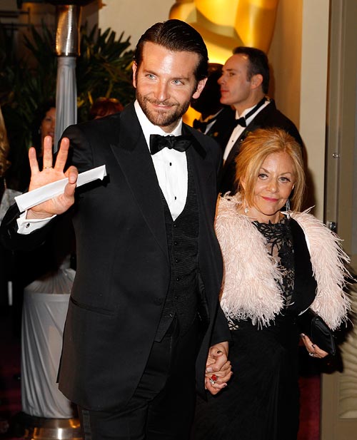 Bradley Cooper with mum Gloria Cooper at Oscars 2013