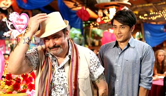 Ali Zafar with Rishi Kapoor in Chashme Buddoor