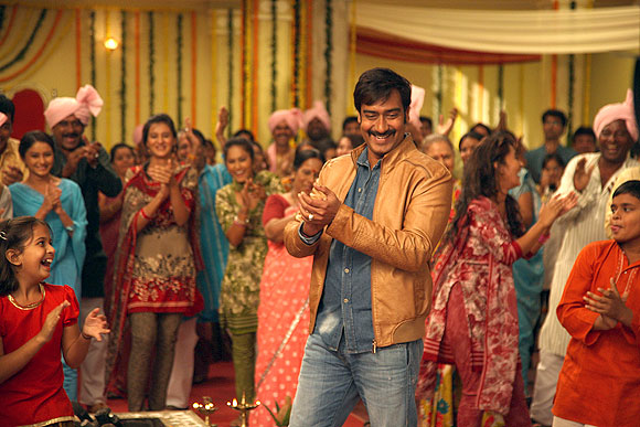 Ajay Devgn on the sets of Himmatwala
