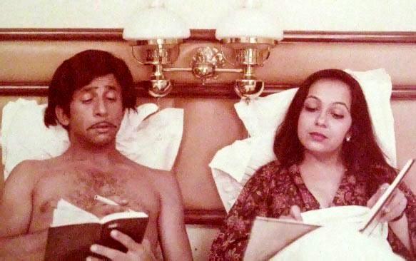 Naseeruddin Shah and Rohini Hattangadi in Mohan Joshi Haazir Ho