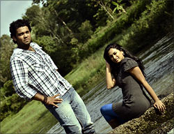 a scene from Simple Agi Ondh Love Story