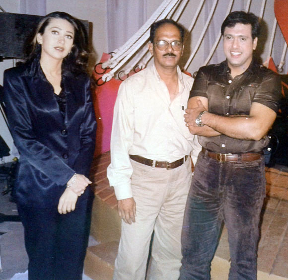 Shashikant Mhatre, Karisma Kapoor and Govinda at Smikta Thackeray's Red Ribbon show