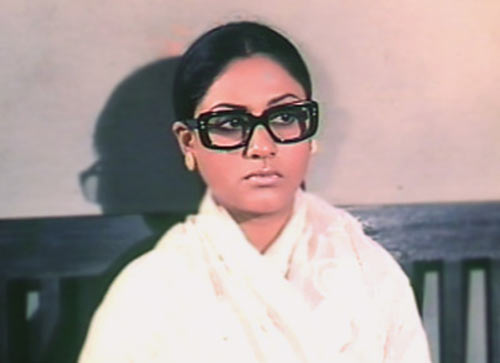 Jaya Bhaduri in Kora Kagaz