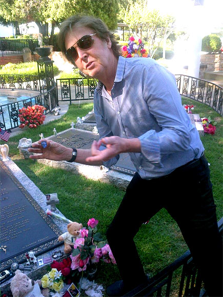 Paul McCartney at Elvis Presley's grave