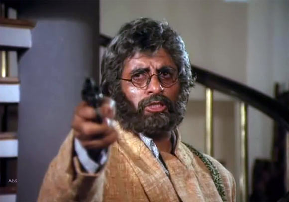 Amitabh Bachchan in Aakhri Raasta