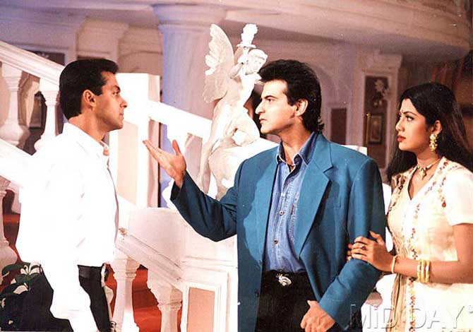 Salman Khan, Sanjay Kapoor and Shilpa Shetty in Auzaar