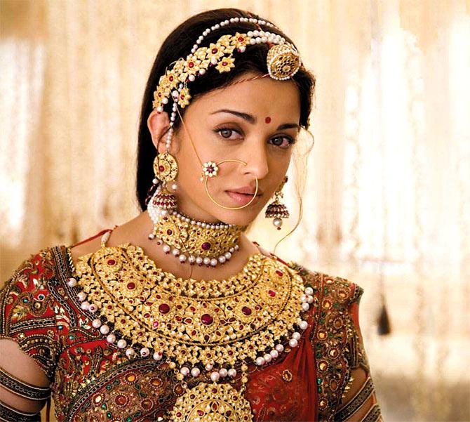 Aishwarya Rai in Jodha Akbar