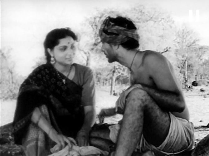 Nirupa Roy and Balraj Sahni in Do Bigha Zameen