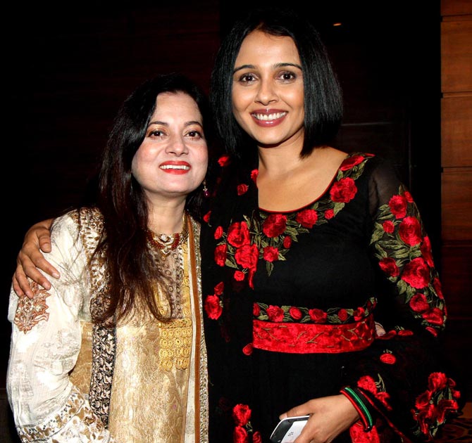 Suchitra Krishnamoorthy with Vijeta Pandit