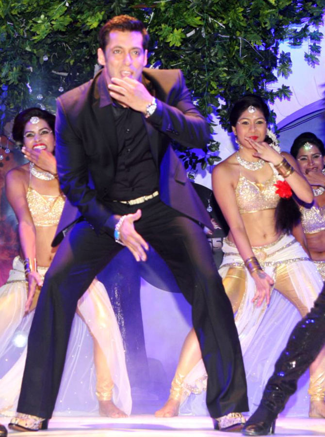 Salman Khan dances at the Bigg Boss press conference