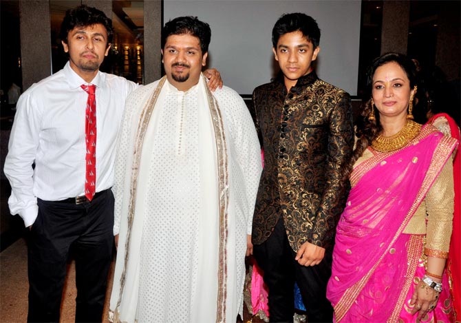Sonu Nigaam and Smita Thackeray's sons Rahul and Aishwarya