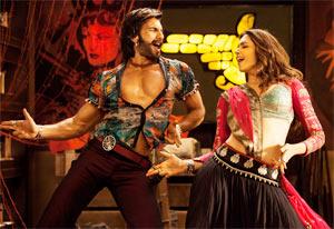 Ranveer Singh and Deepika Padukone in Ramleela