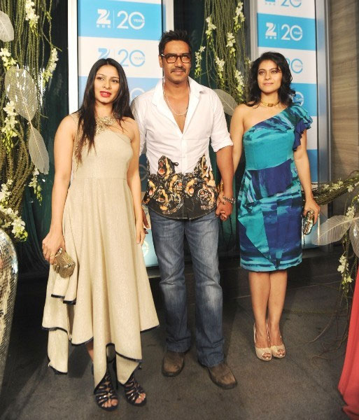 Ajay Devgn with Tanisha and Kajol 