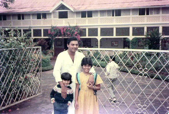 Tanishaa, Shomu Mukherjee and Kajol