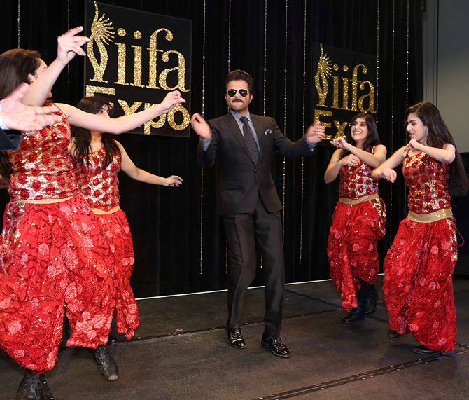 Anil Kapoor dances at the IIFA function