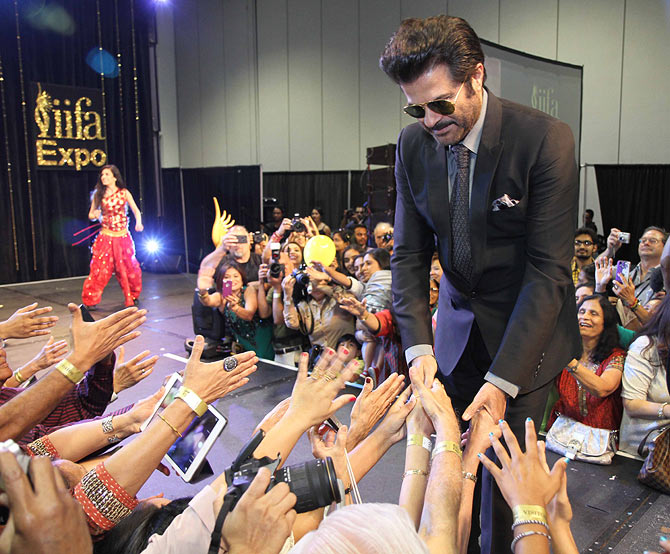 Anil Kapoor greet the people of Florida