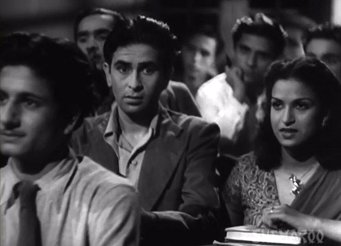 Raj Kapoor and Kamini Kaushal in Aag.
