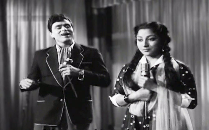 Rajendra Kumar and Mala Sinha in Dhool Ka Phool