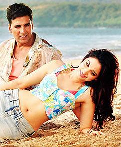 Akshay Kumar and Tamannaah in It's Entertainment