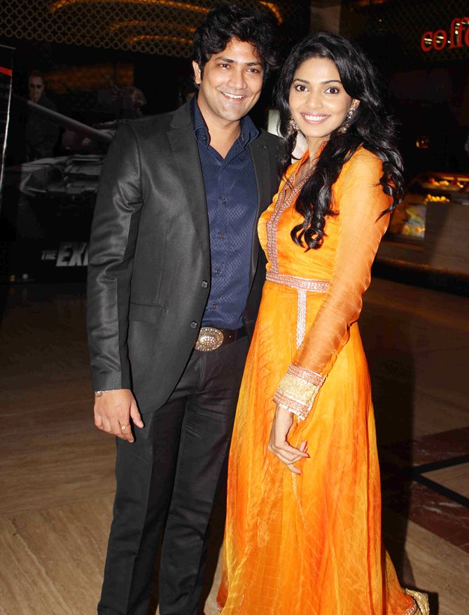 Aniket Vishwasrao and Pooja Sawant