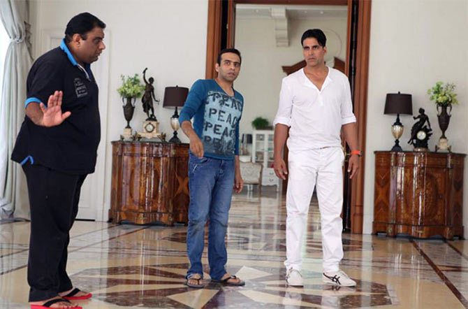 Sajid and Farhad with Akshay Kumar on the sets of Entertainment