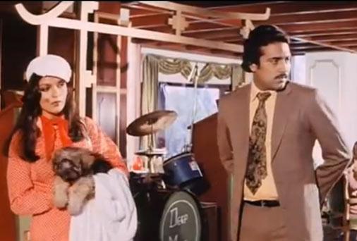 Zeenat Aman in Lawaaris