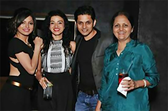 Drashti, Suhasi and Jaysheel Dhami with their mother.