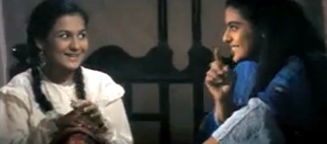 Pooja Ruparel and Kajol in Dilwale Dulhaniya Le Jayenge
