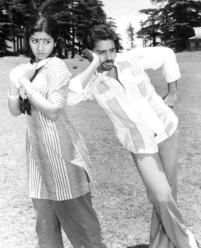 Sridevi and Kamal Haasan in Varumaiyin Niram Sivappu