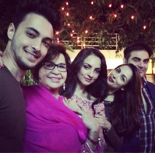 Aayush Sharma, Helen, Seema Khan, Malaika Arora Khan and Arbaaz Khan