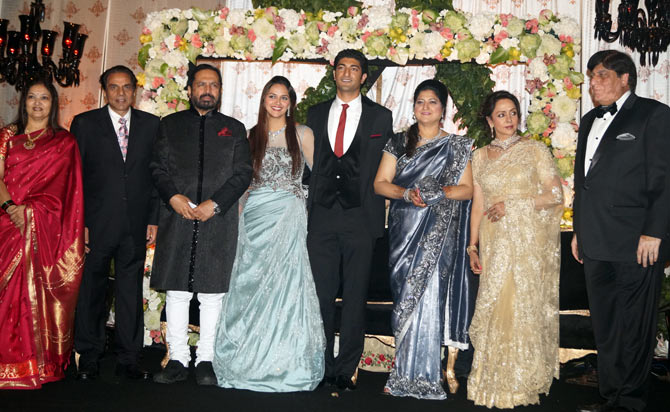 Suresh and Meera Kalmadi with the family
