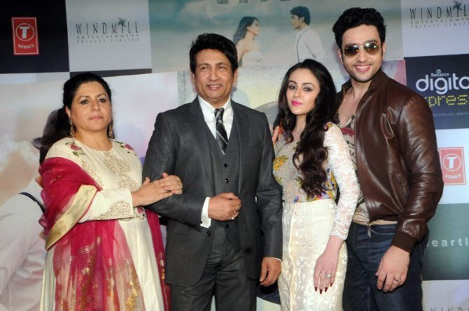 Shekhar Suman along with wife Alka, son Adhyayan and heroine Ariana Ayam