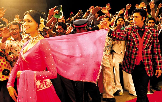 Deepika Padukone and Shah Rukh Khan in Om Shanti Om