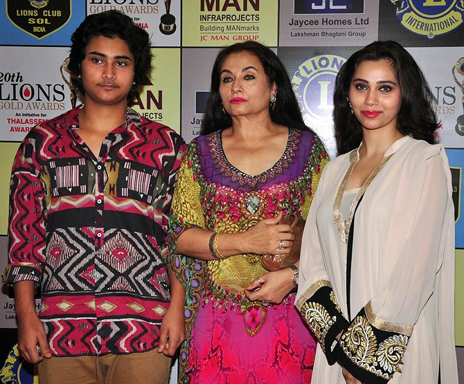 Ali Khan, Salma and Sashaa Agha