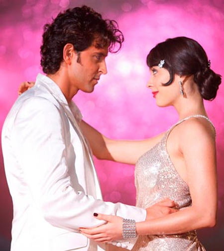 Hrithik Roshan with Isha Sharvani in Luck By Chance