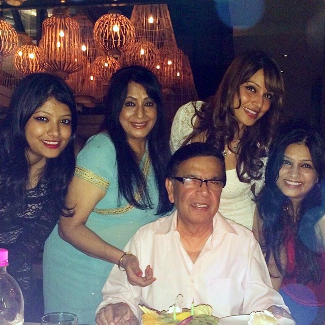 Bipasha Basu with her sisters and parents