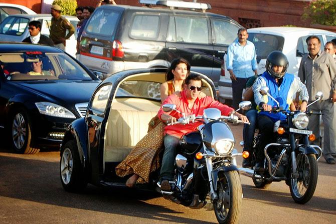 Salman Khan and Jacqueline Fernandez in Kick