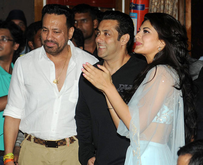 Salman Khan with his bodyguard Shera and Jacqueline Fernandez