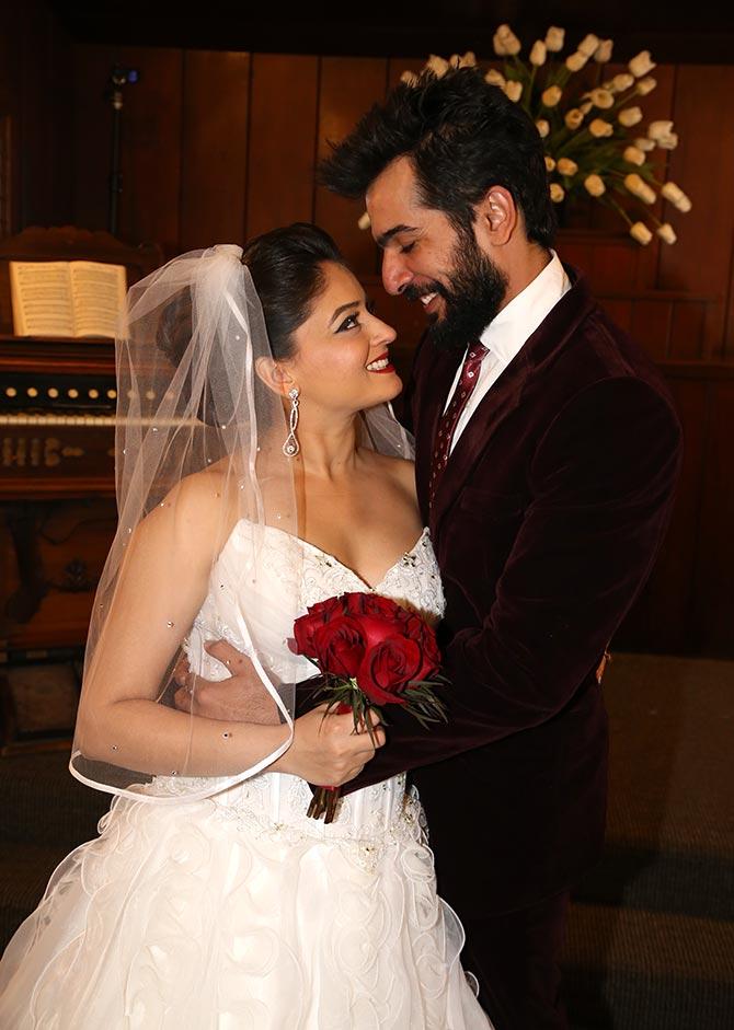 PIX: Jay Bhanushali and Mahi Vij's exotic white wedding - Rediff.com Movies