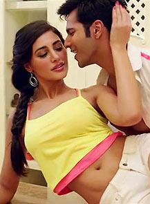 Nargis Fakhri and Varun Dhawan in Main Tera Hero